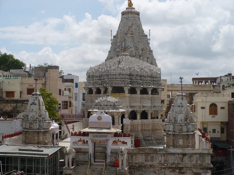 It is a Hindu temple dedicated to Lord Vishnu