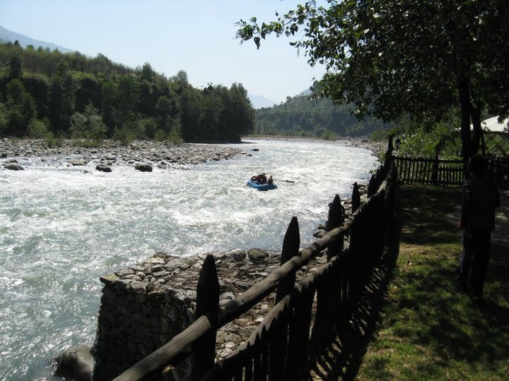 Raison - River Rafting