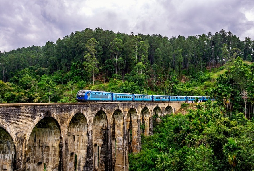 Demodara Nine Arches Bridge, Ella - Timings, History, Best time to visit