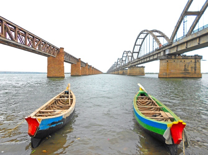 rajahmundry tourist places in hindi