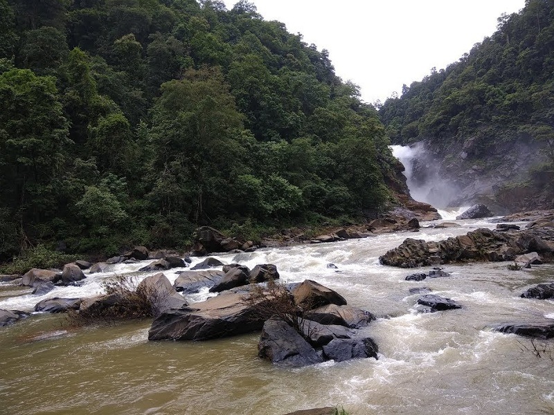 sirsi tourist car