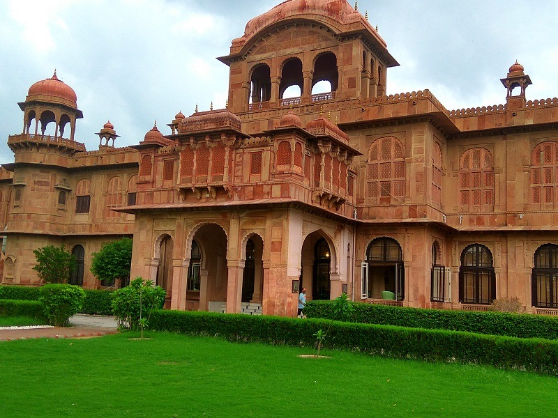 Lalgarh Palace & Museum
