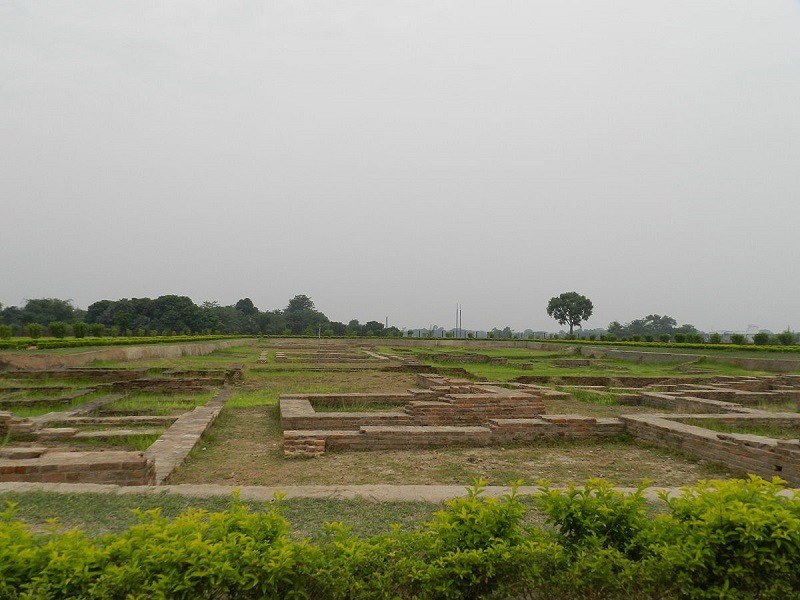 Raja Vishal Ka Garh / Vishal Fort