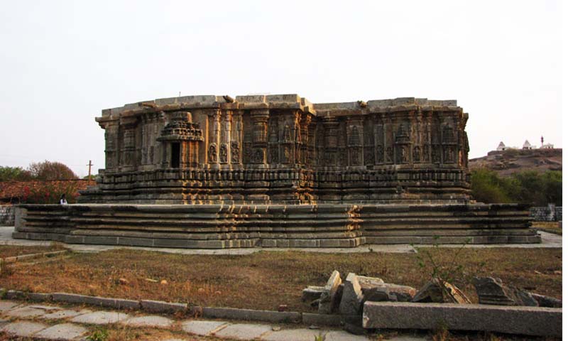 Shanthinath Basadi - Jinanathpura