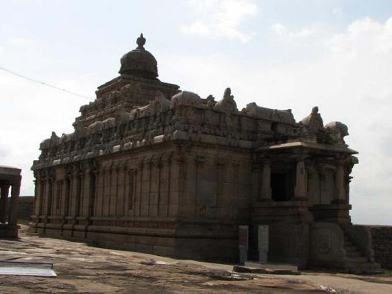 Chamundaraya Basadi - Chandragiri