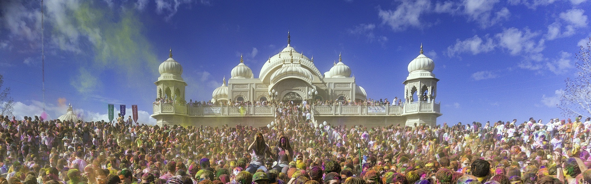 8 Best Places to Celebrate Holi in India| Trawell.in Blog