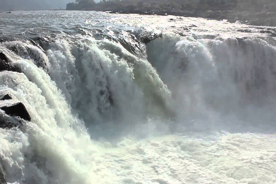 Dhuandhar Falls