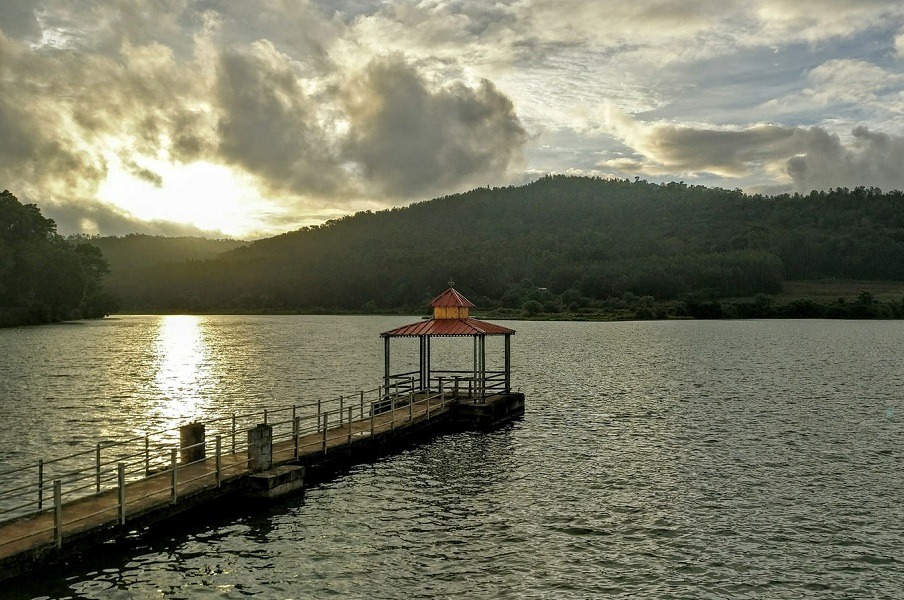 Hirekolale Lake