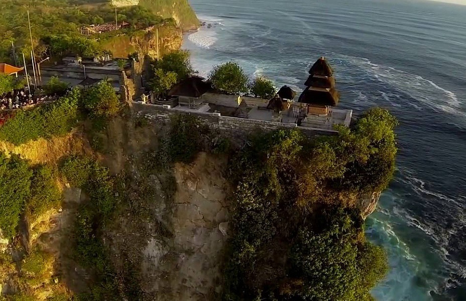 Pura_Uluwatu_Temple