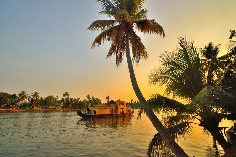 beach places to visit in december in india