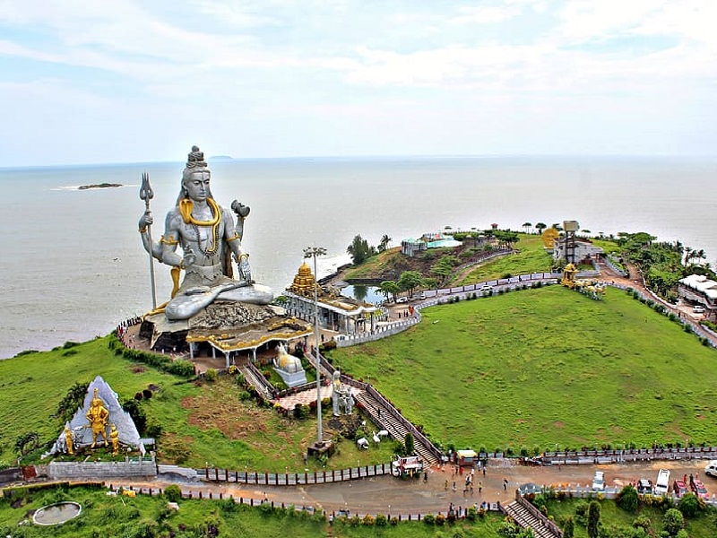 tourist places between goa and bangalore