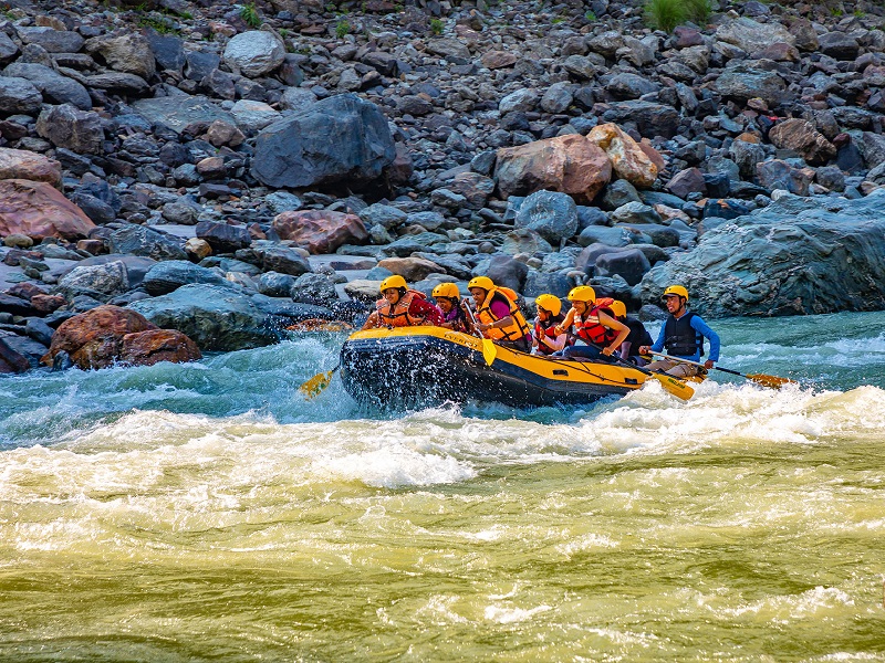 river rafting trips in india