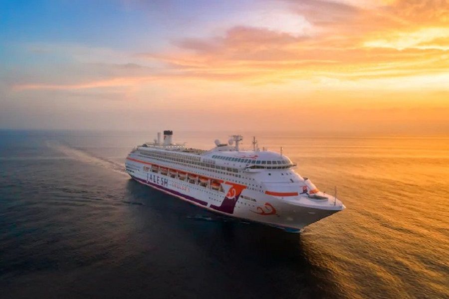 cruise ship journey in india