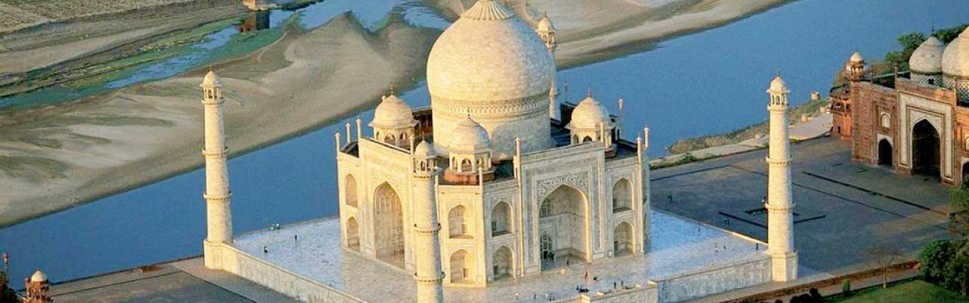 Best Places to Visit in Agra 2-Day Trip