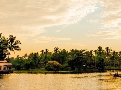 best places to visit in kerala for 2 days