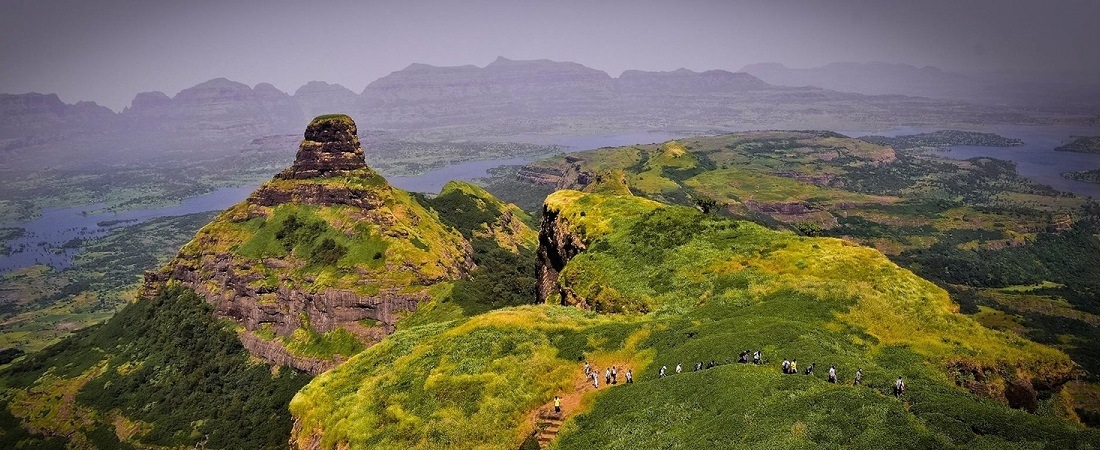 156 Popular Tourist Places to Visit in Maharashtra (2025)