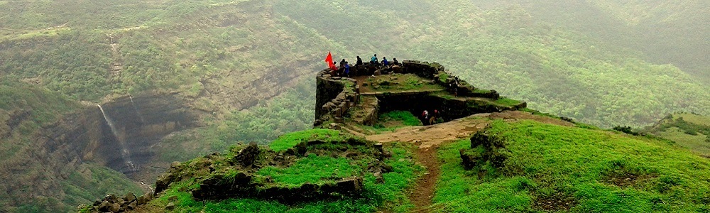 19 Places to Visit near Mumbai within 100 kms (2025)